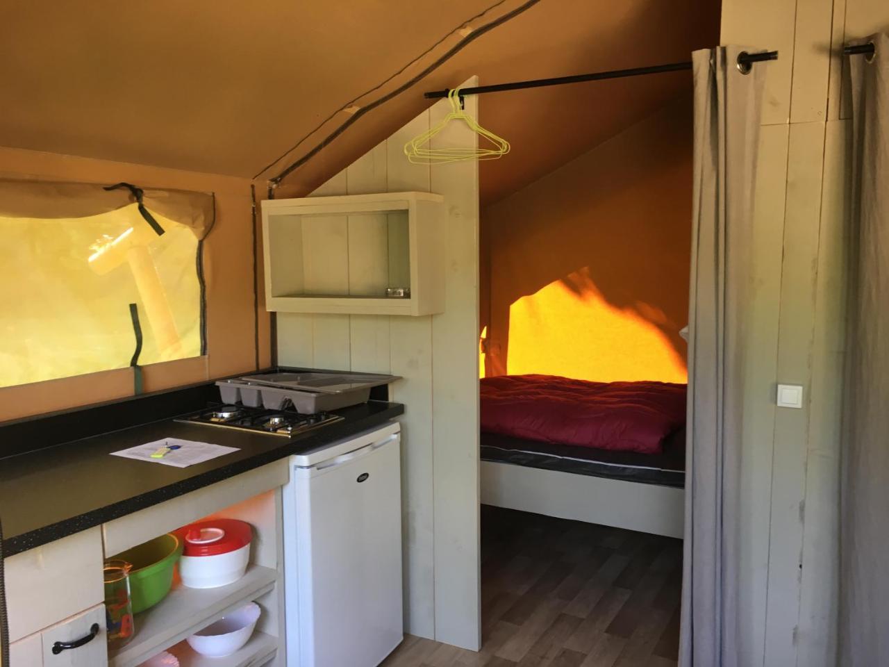 Camping 3 Etoiles - Piscine Chauffee - Vue Montagne Saint-Girons  Dış mekan fotoğraf